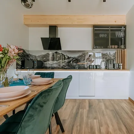 Nyaraló Miedzy Gorami