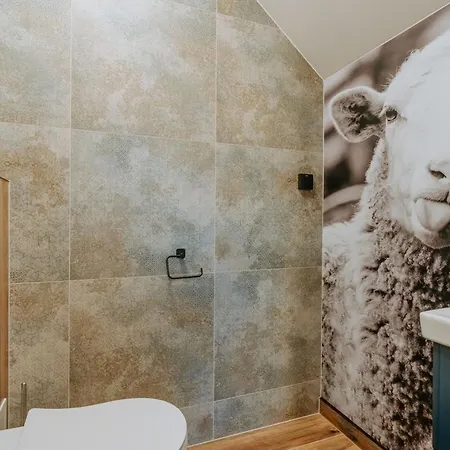 Σπίτι διακοπών Miedzy Gorami Z Jacuzzi Kacwin